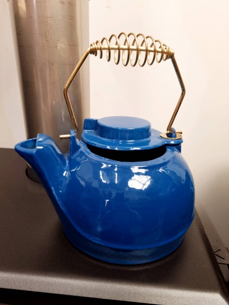 Cast Iron Kettle with Blue Enamelled Finish